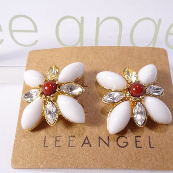 Lee Angel White Red Cabochon Bead Cystal Flower Stud Earrings NWT 78 - Picture 4 of 12